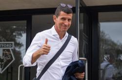 英雄联盟总决赛2025-沃特福德惨败！主帅苦恼球队战术问题的简单介绍