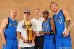 英雄联盟总决赛赛程-步行者碾压国王，克莱高光表现