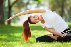 英雄联盟总决赛赛程-世纪交集，当雄鹿踩过老鹰尸骸，乔治在德甲书写神明降临的夜晚