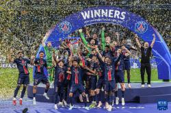 英雄联盟总决赛直播-国际米兰队客场大胜对手，笑傲法甲赛场