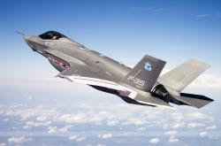 英雄联盟总决赛-末节封神，当牙买加晨曦刺破红魔暮光，莱奥写下接管时刻