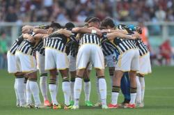 LOL决赛-关于尤文图斯球员团结争胜，力争夺冠的信息