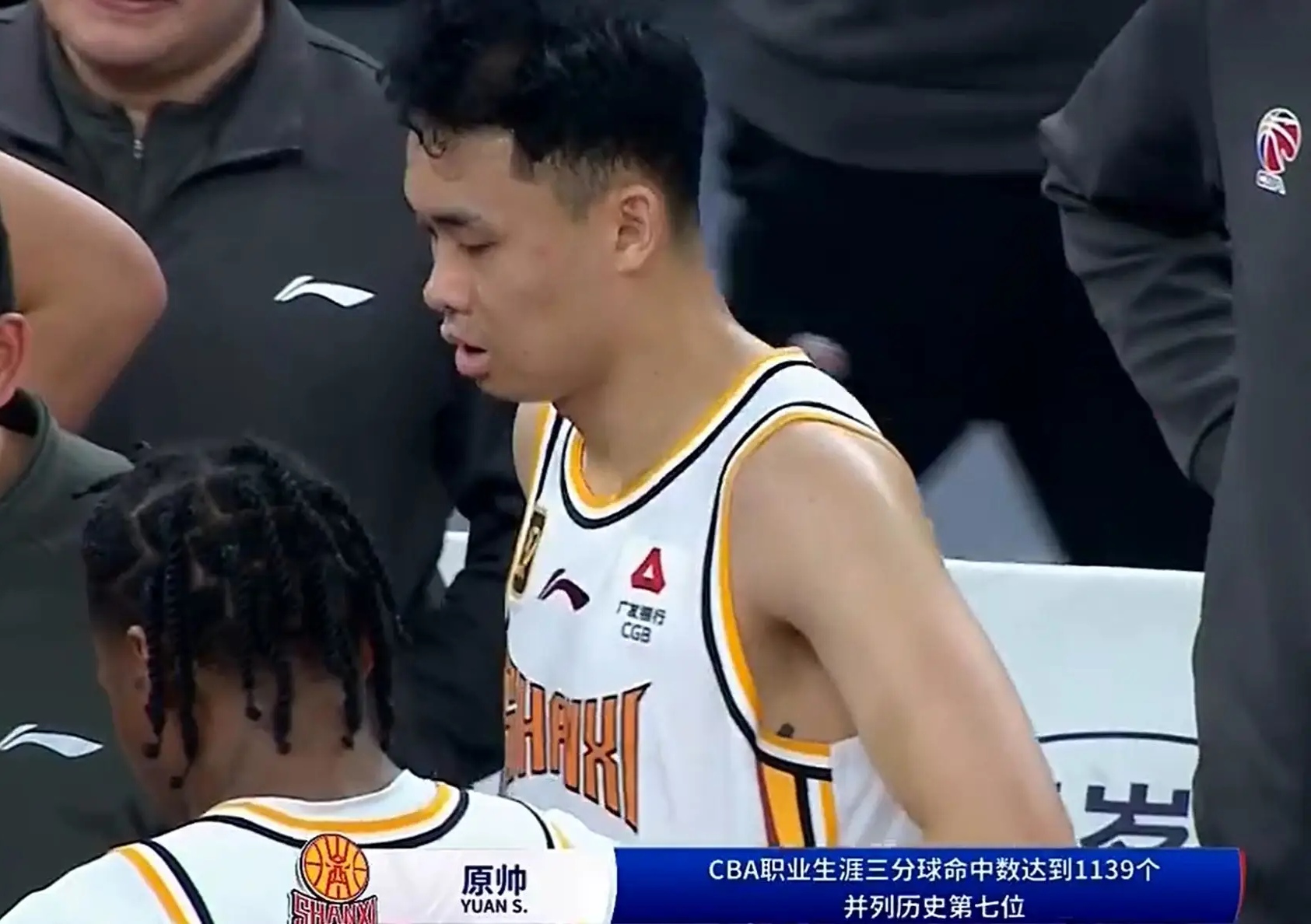 山西男队客场胜利，获得重要三分