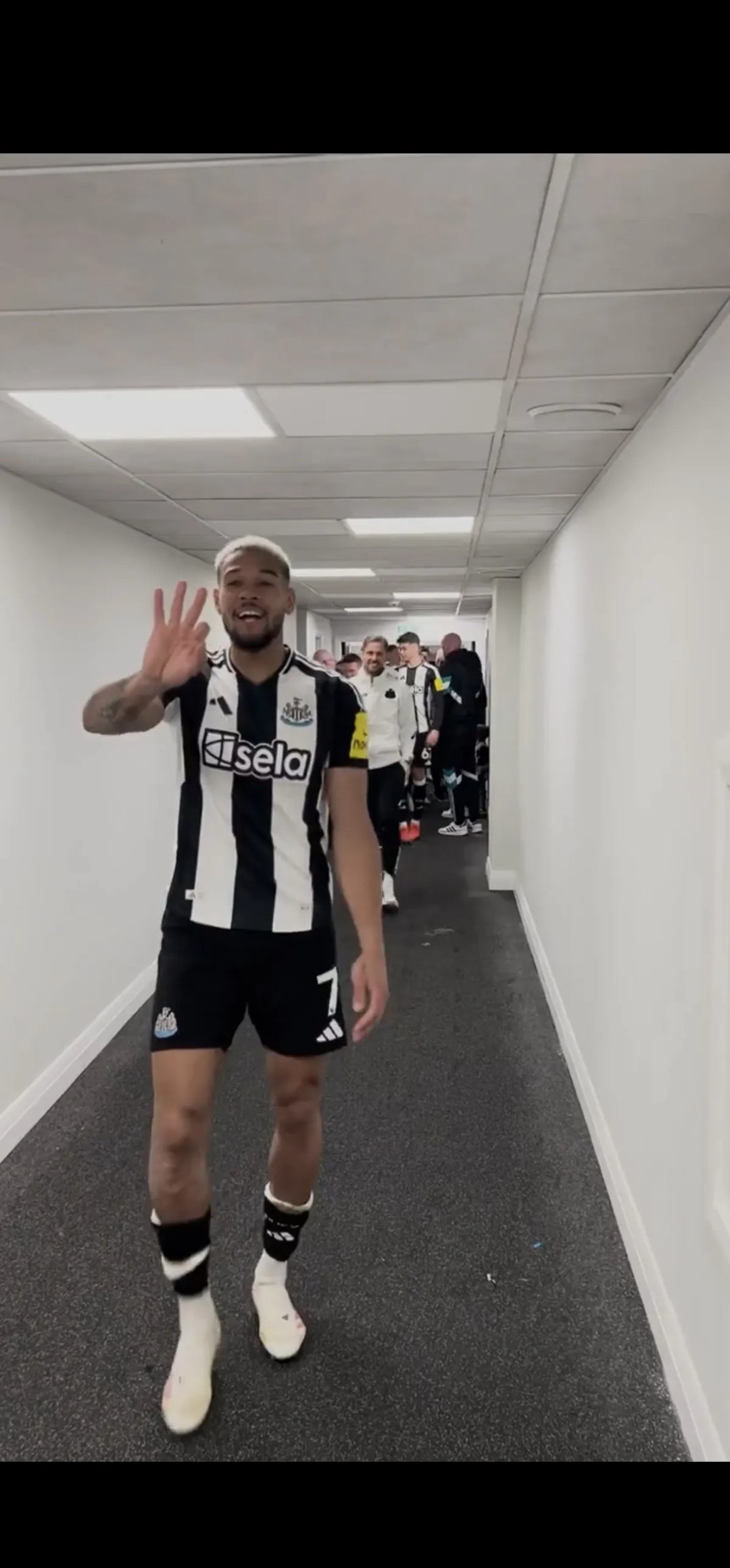 纽卡斯尔主场战平,球队状态回暖的简单介绍 纽卡斯尔主场战平,球队状态回暖的简单介绍