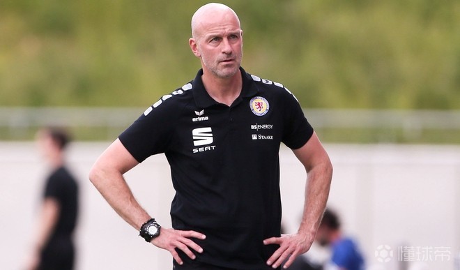 不伦瑞克队主帅订单球队持续进步的简单介绍 不伦瑞克队主帅订单球队持续进步的简单介绍