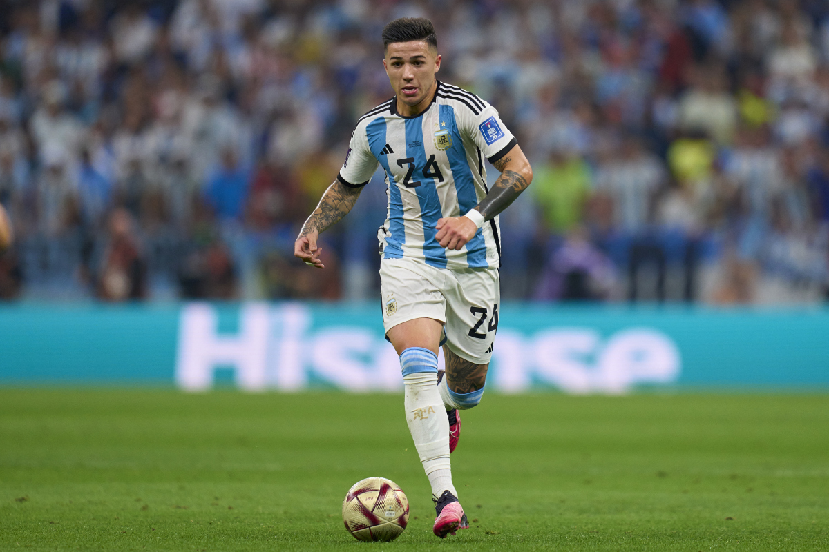 利物浦险胜阿根廷，库尔图瓦刷新纪录