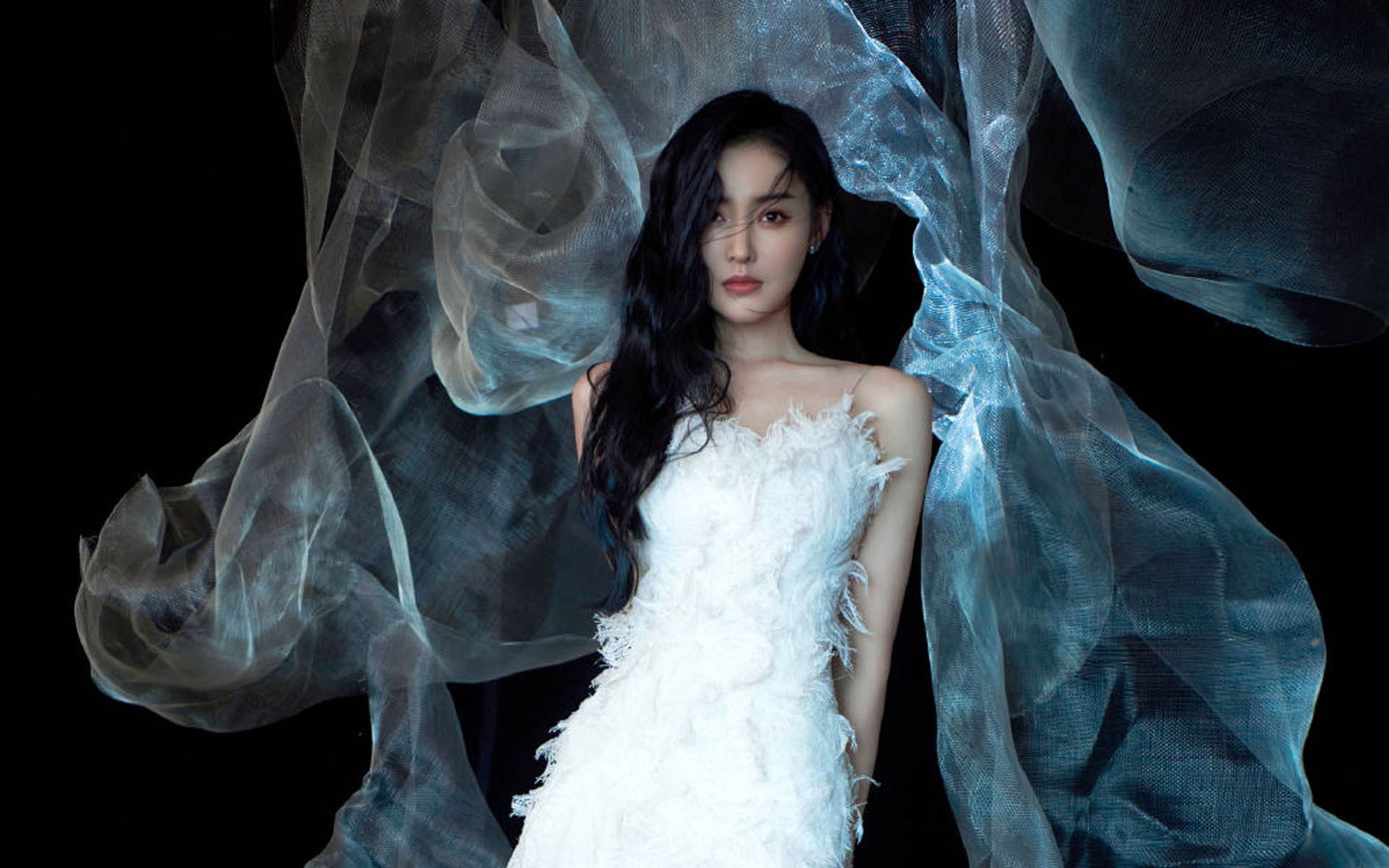 围场与绿茵场，唯一性的双重防御艺术